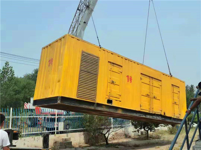 赤峰300KW柴油发电机组油耗是多少?